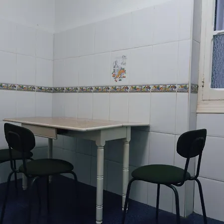 Apartamento familiar reformado en pleno centro de San Sebastián, Donostia-San Sebastián Apartamento *